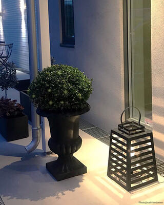 Yankton bord/golvlampa IP44 sandsvart