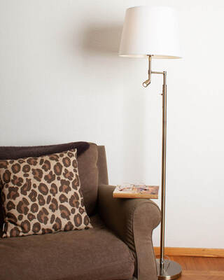 Orlando gulvlampe antikk/beige