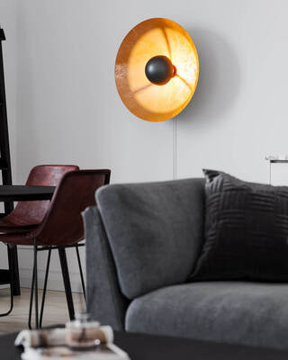 Captain vägglampa Ø60 cm svart/guld