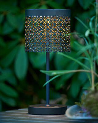 Maison bordslampa sandsvart USB IP44