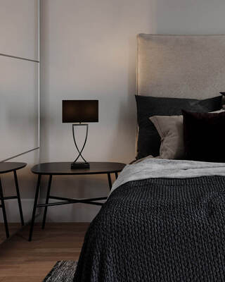 Omega bordslampa H52 cm svartkrom/svart